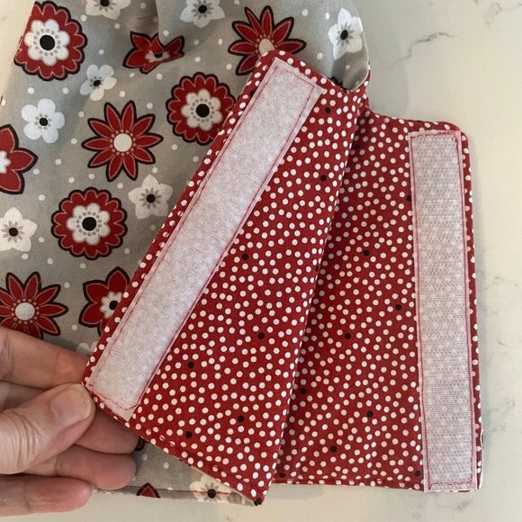 Hand Crafted Fabric French Press Cozy w Velcro Closure Floral Print Gry Red OS - Picture 3 of 4